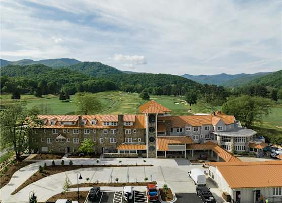 Waynesville Inn and Golf Club, Tapestry Collection by Hilton 1