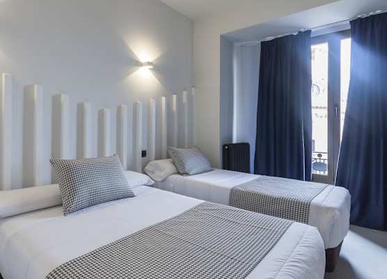 Hostal Carmen-Gran Vía 1