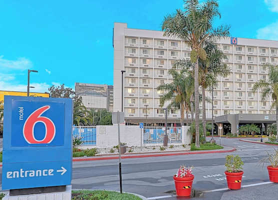 Suites Los Angeles CA Los Angeles LAX 1