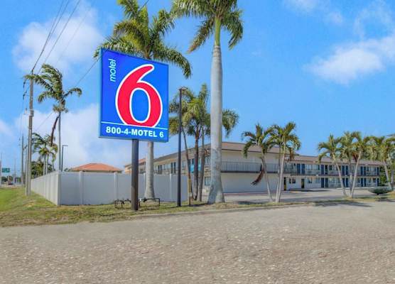 Motel 6 Venice, FL 1