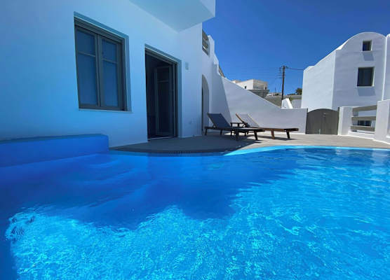 Amphitrite Suites Santorini 1