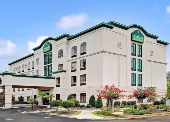 Wingate by Wyndham Atlanta Airport Fairburn 1
