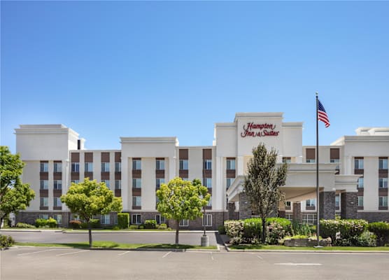Hampton Inn & Suites Fresno 1