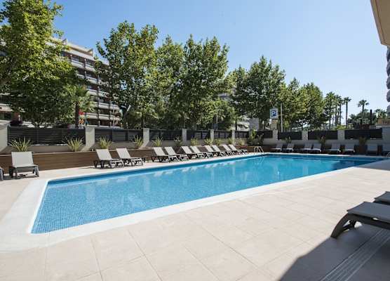 Aparthotel California 1