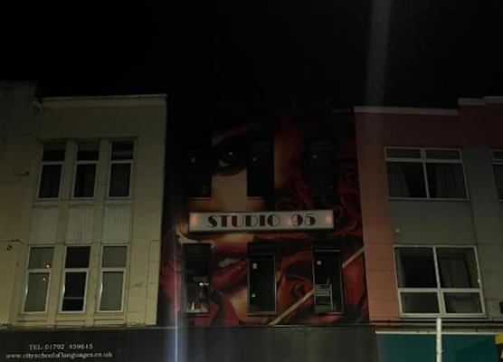 The Studio 1