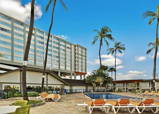 Best Western The Plaza Hotel Honolulu Airport - Free Breakfast 1
