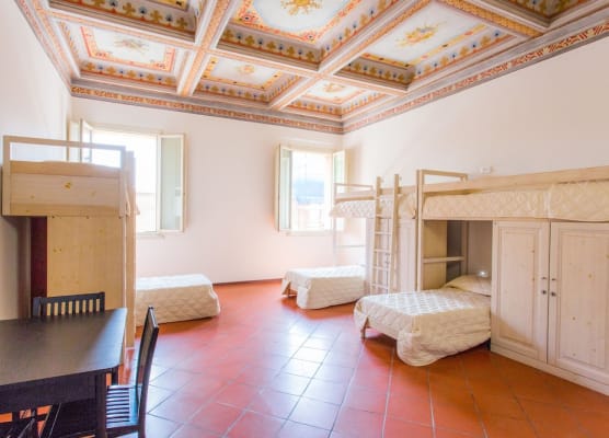 Student's Hostel Estense 1