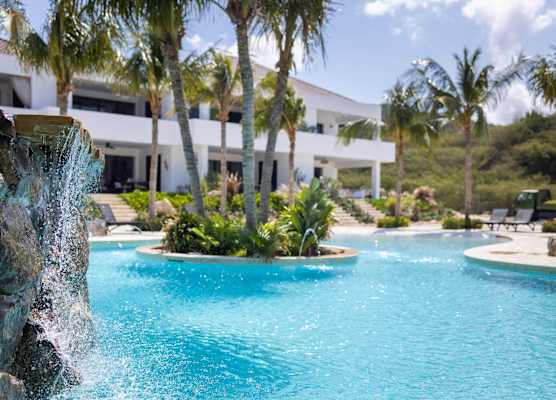 The Reef - Blue Bay Golf & Beach Resort 1