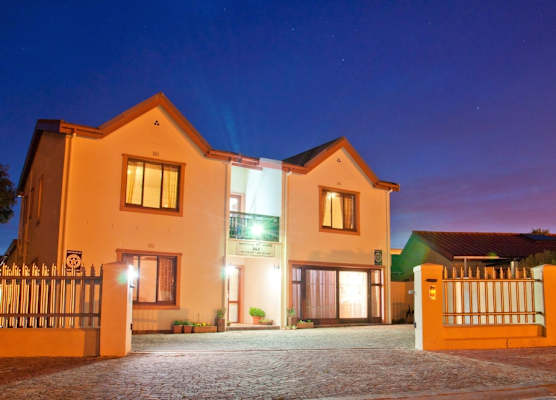 Hermanus AT HOME 1