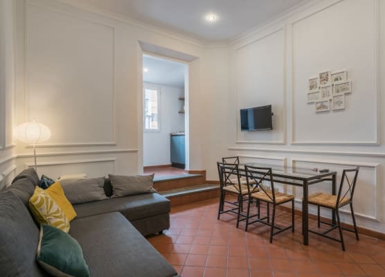 JOIVY Trevi Fountain's relais 1