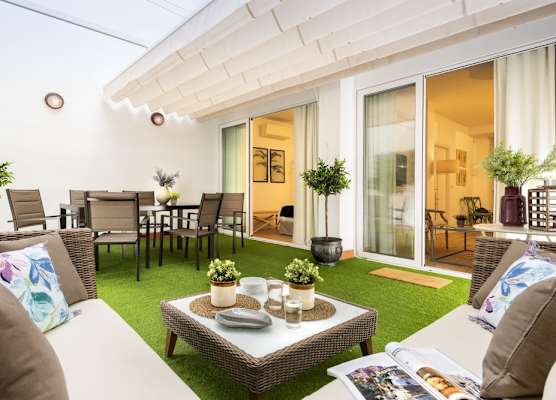 Genteel Home Baños 1