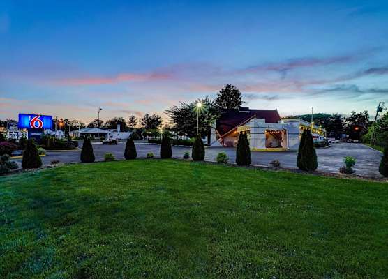 Motel 6 Lawrenceville, NJ 1