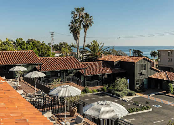Woods Cove Inn 1