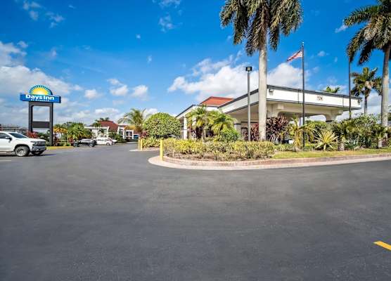 Days Inn by Wyndham Florida City 1
