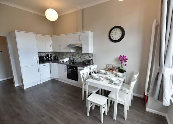 First Pleasance Luxury Apartment 1