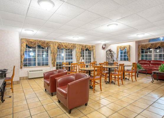 Microtel Inn And Suites Charlotte Northlake 1