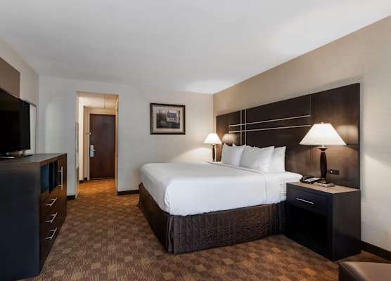 Wyndham Southbury 1