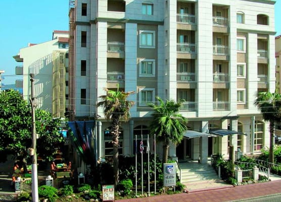 Almena Hotel 1