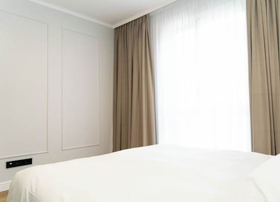 Bloom Downtown Suites 1