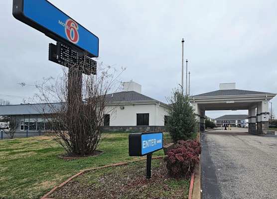Motel 6 Memphis, TN - Graceland 1