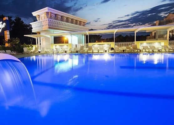 Maya World Park Hotel 1