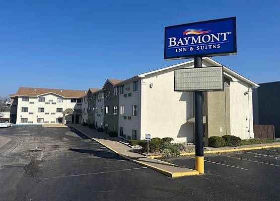 Baymont By Wyndham Bridgeton St Louis 1