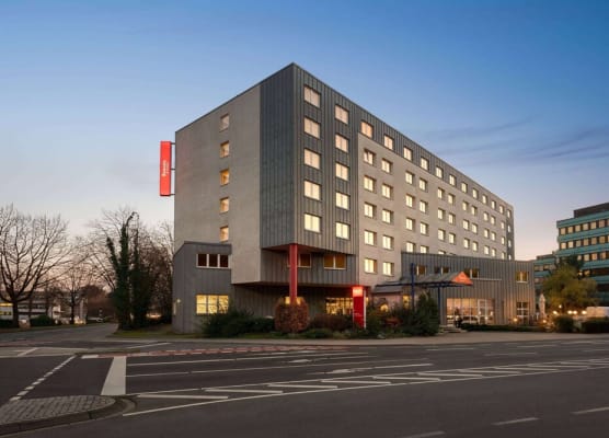 Ramada by Wyndham Bottrop City 1