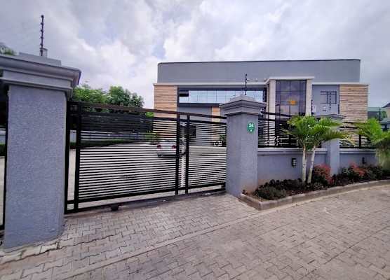 Iris Hotel 1