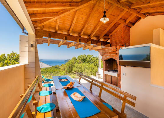 Residences Island View 1