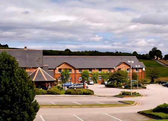 Monifieth Farm Hotel 1
