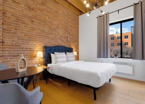 The Little Prince Rooms-Old Montreal 1