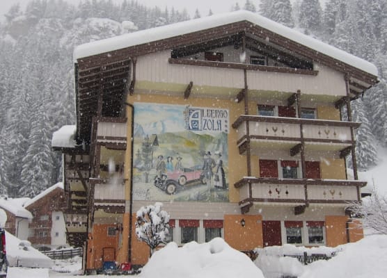Hotel Azola 1