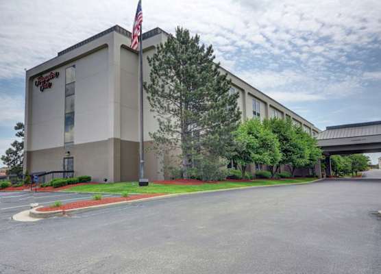 Hampton Inn by Hilton Indianapolis-South 1