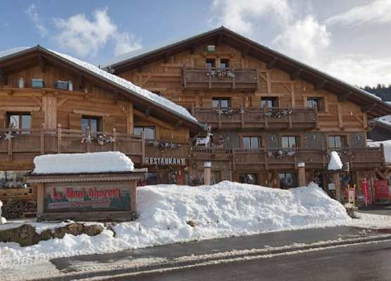 Chalet Hôtel du Mont-Charvin & Spa 1