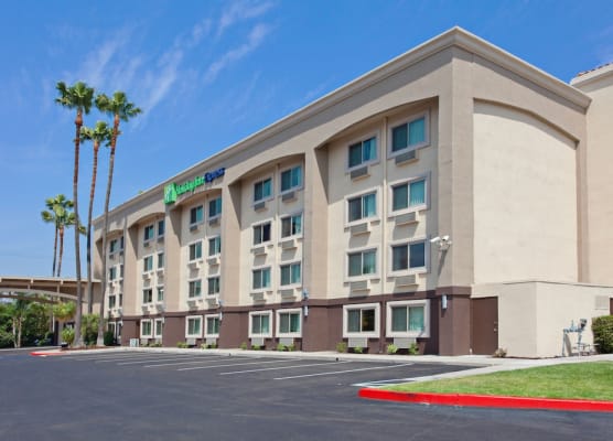 Holiday Inn Express SAN BERNARDINO - COLTON by IHG 1