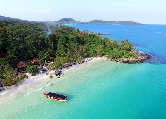 White Beach Bungalows 1