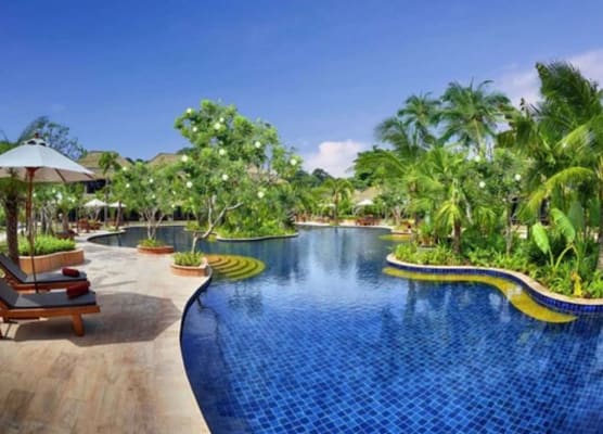 Mali Resort Sunrise Beach 1
