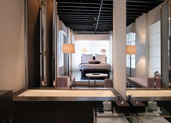 Establishment Hotel 1