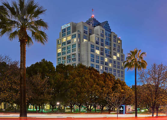 Hilton Los Angeles North-Glendale & Executive Meeting Center 1