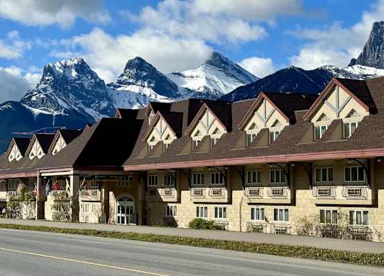 Canmore Inn & Suites 1