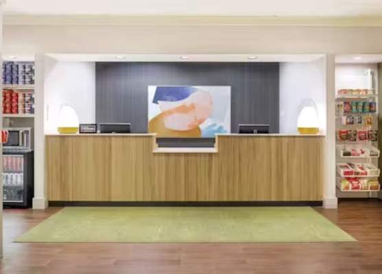 Spark By Hilton Louisville Airport 1