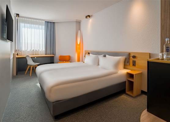 Spark by Hilton Wuppertal City Centre 1