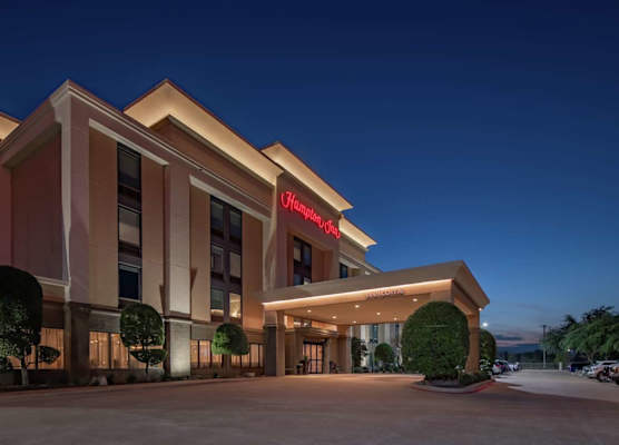 Hampton Inn Waco 1