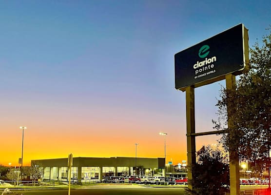 Clarion Pointe near Medical Center 1