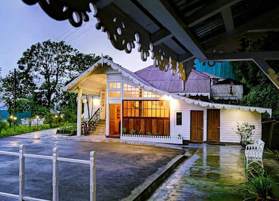 Summit Swiss Heritage Resort & Spa 1