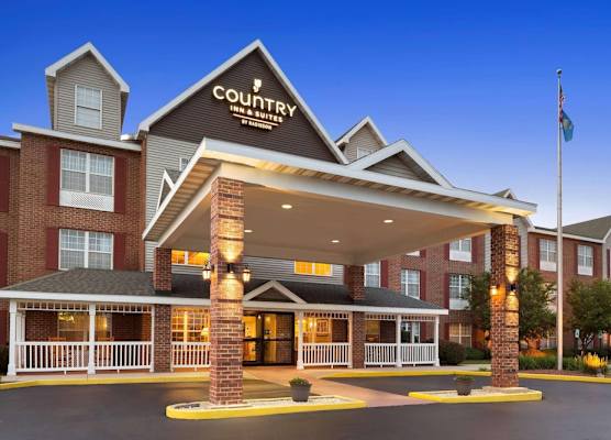Country Inn & Suites by Radisson Kenosha - Pleasant Prairie 1