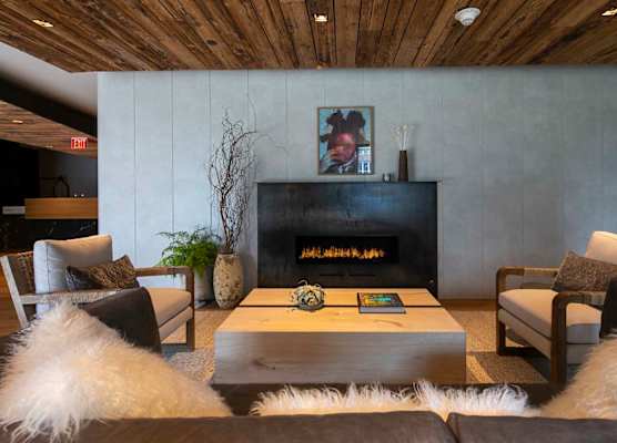 The Lloyd Stamford, Tapestry Collection by Hilton 1