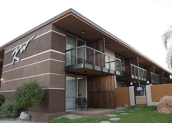 Kellogg West Conference Center and Hotel 1