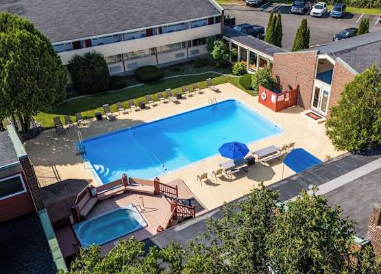 Fireside Inn & Suites Waterville 1