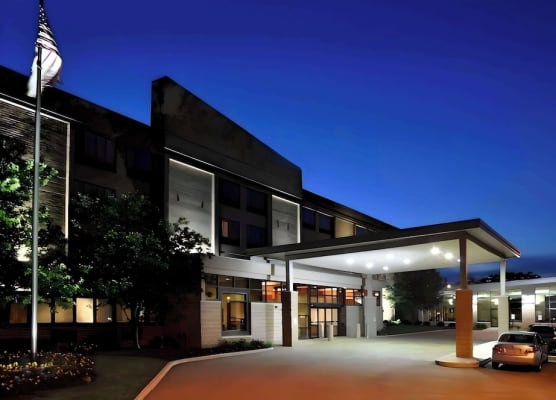 Comfort Suites Milwaukee West 1